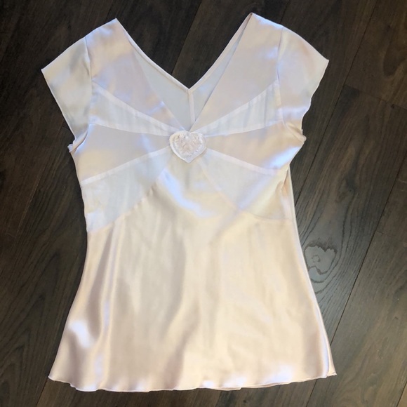 Donated!!!🚨Last chance‼️HP!!!💕Gorgeous silky top - Picture 7 of 10